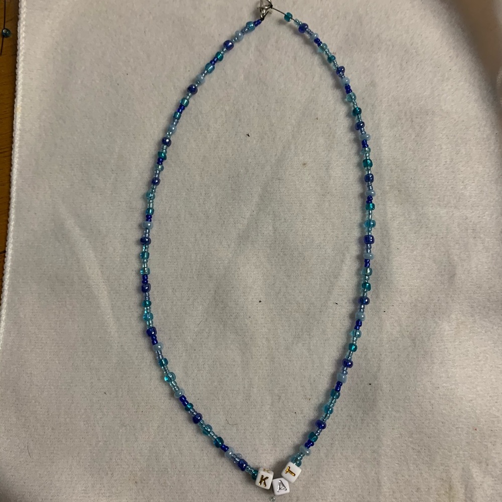 Necklaces - Picture 3 of 8